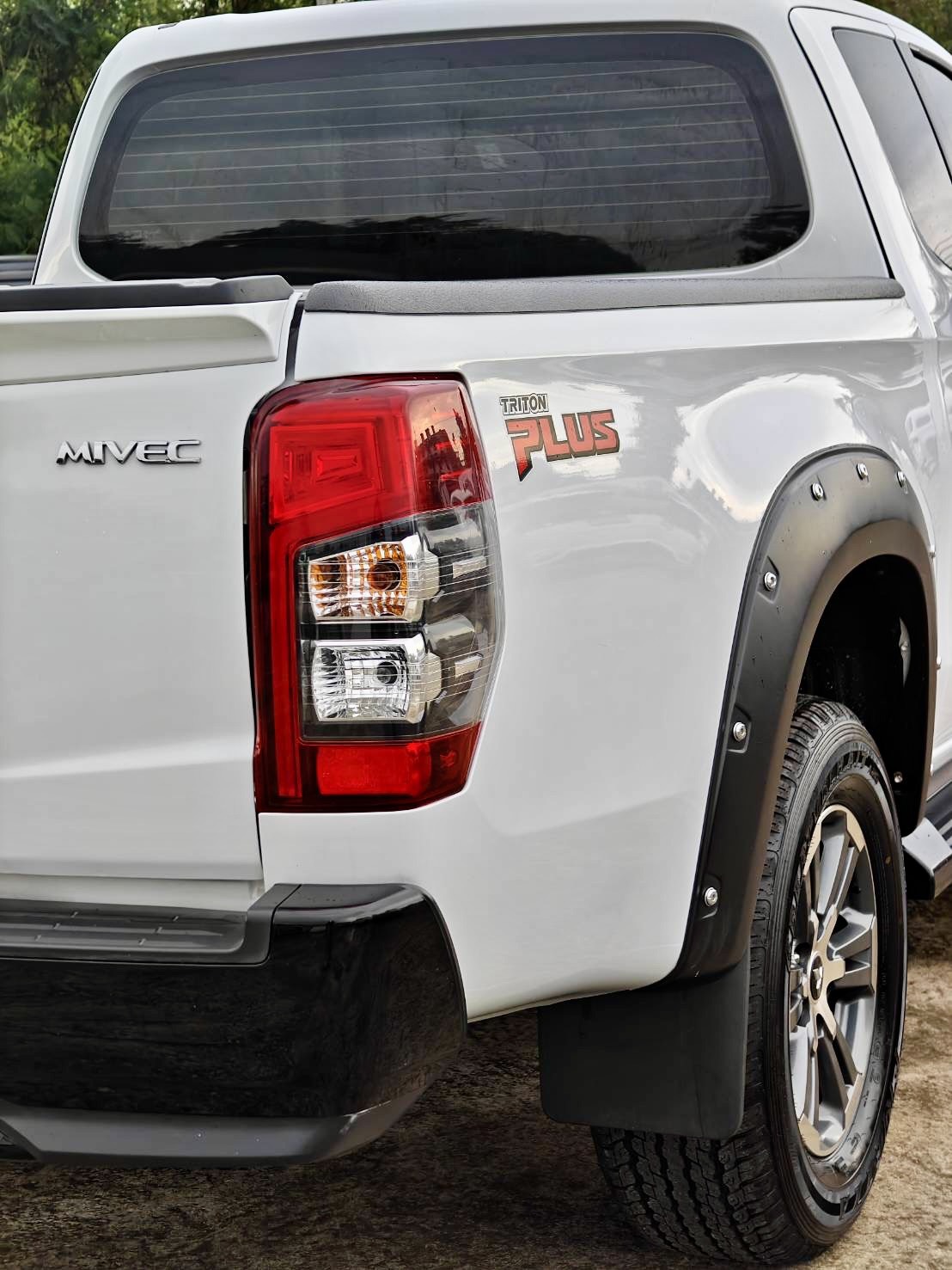 Mitsubishi Triton All New Mega Cab 2.4 GLS Plus MT 2022