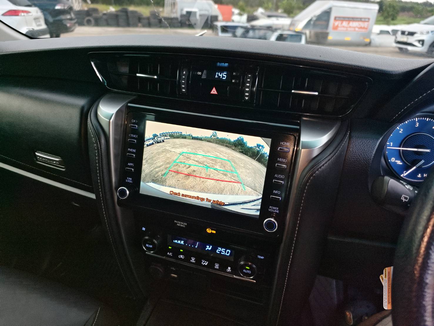 Toyota Fortuner 2.4 V SUV AT 2020