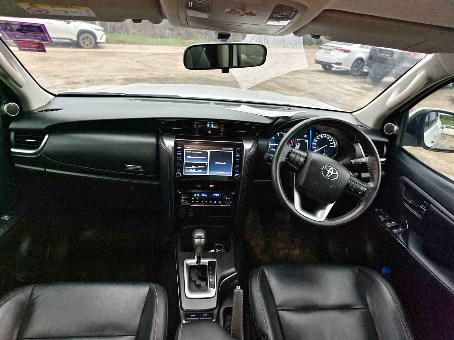 Toyota Fortuner 2.4 Legender V SUV AT 2023