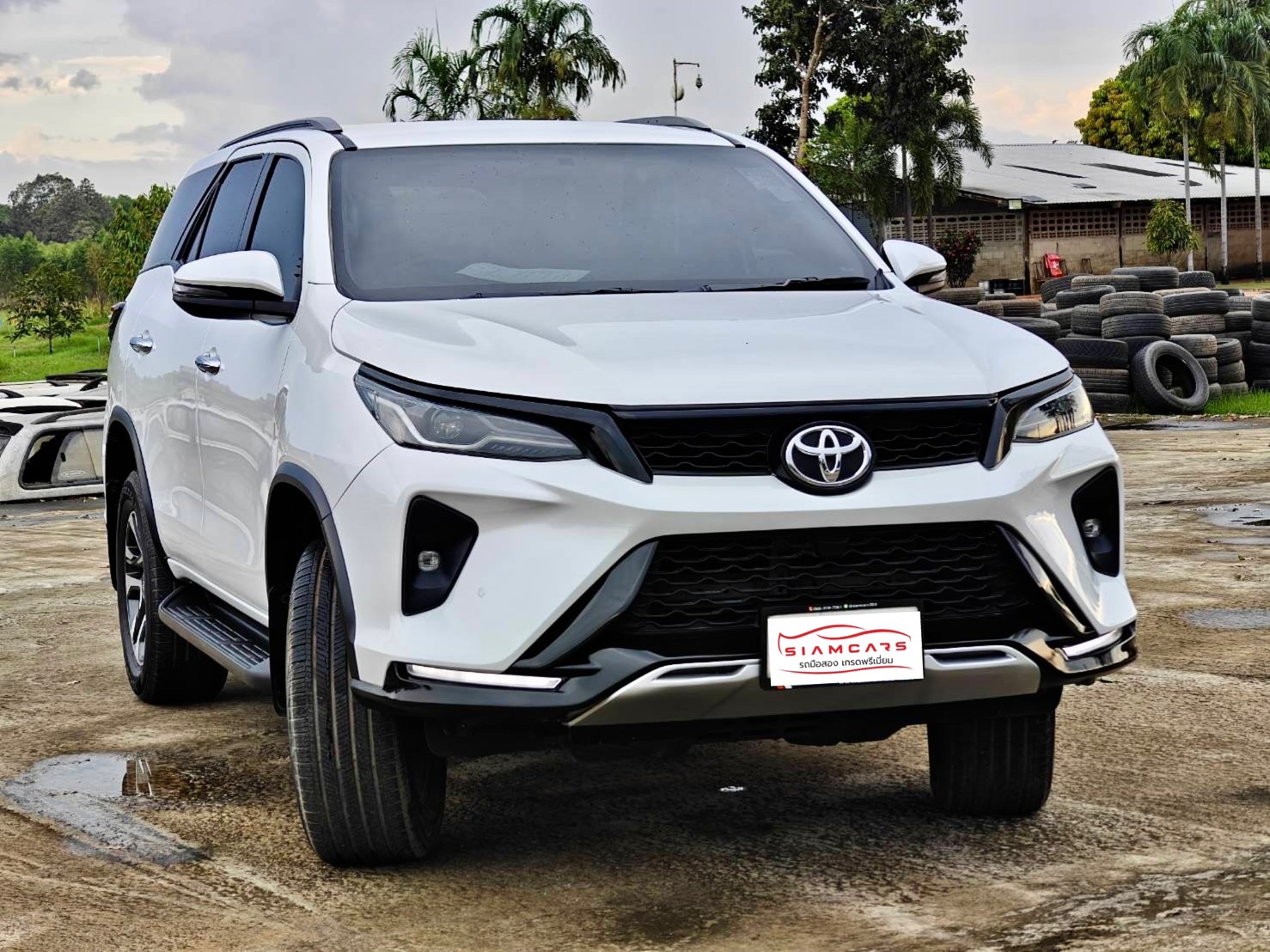 Toyota Fortuner 2.4 Legender V SUV AT 2023