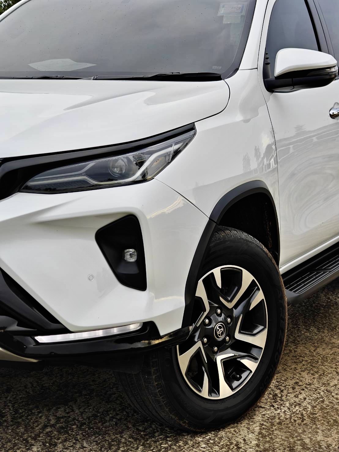Toyota Fortuner 2.4 Legender V SUV AT 2023