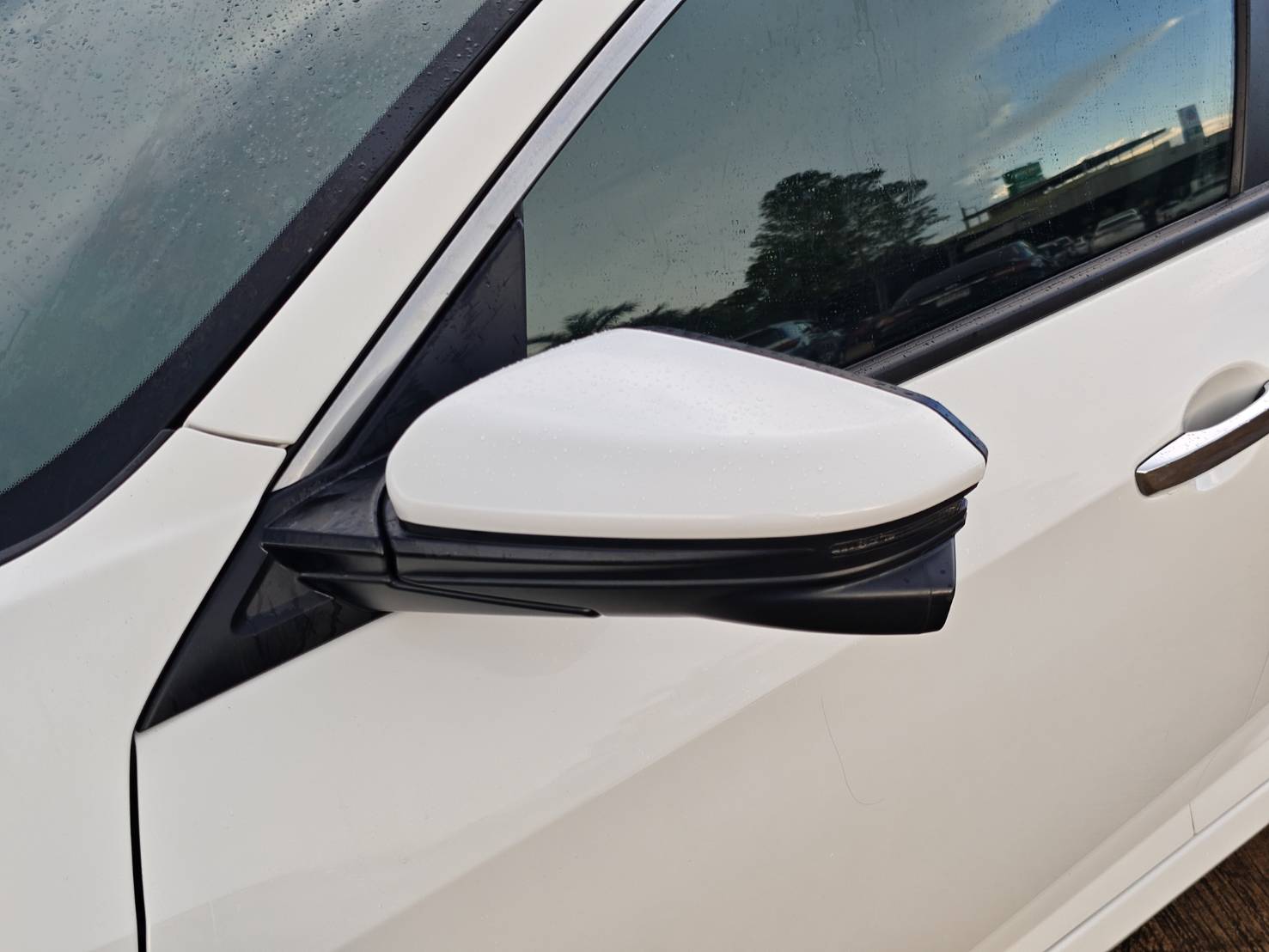 Honda Civic 1.8 EL Sedan AT 2021