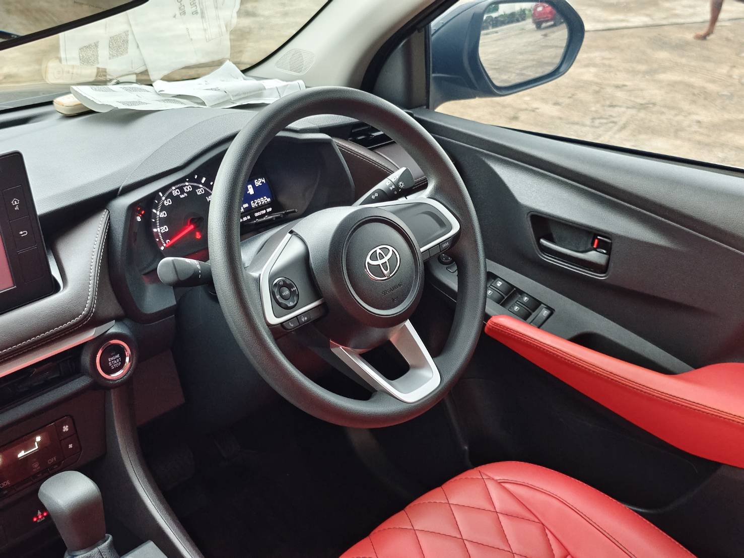 Toyota Yaris ATIVE 1.2 Sport AT 2024