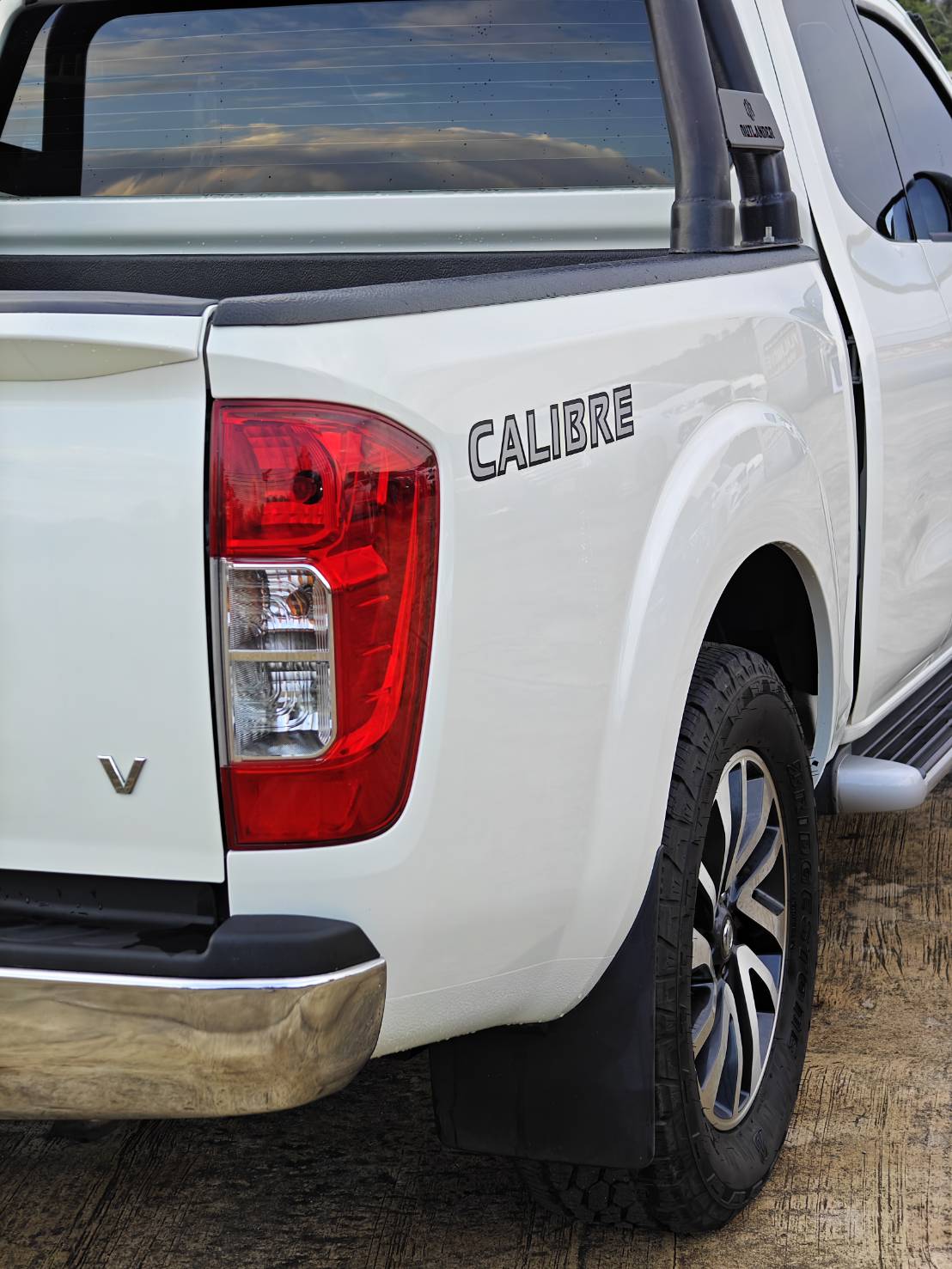 Nissan NP300 Navara King Cab 2.5 V Calibre AT 2018