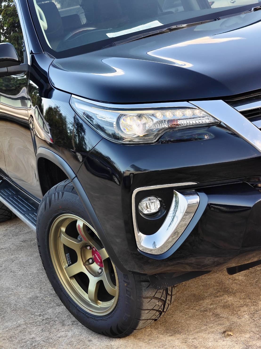 Toyota Fortuner 2.8 V SUV AT 2017