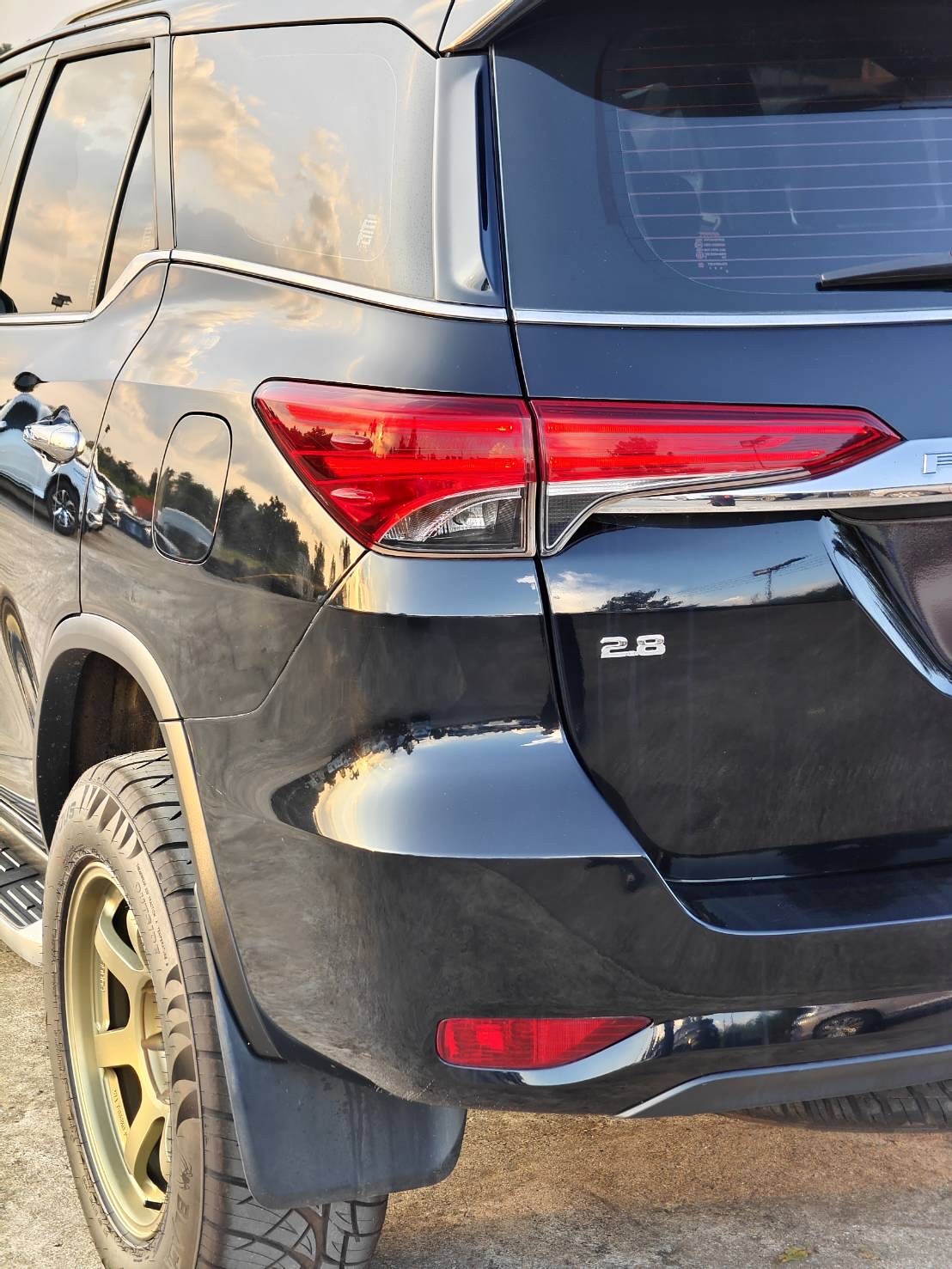 Toyota Fortuner 2.8 V SUV AT 2017